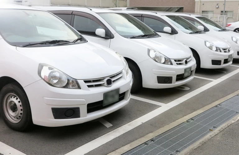 【営業車の売却をお考えの方】お手続き簡単なハッピーカーズ八王子店まで